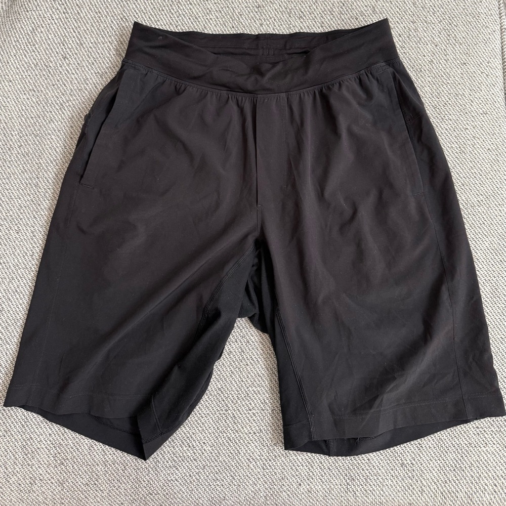 Lululemon Men’s Medium Unlined 7 Inch Shorts